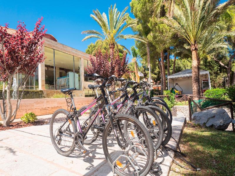 Garden Aparthotel 4*